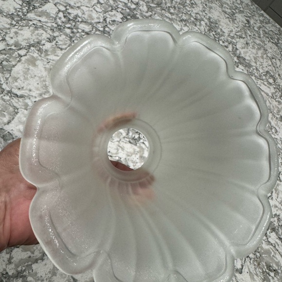 Set of (4) Beautiful Heavy Glass globes - Picture 4 of 4